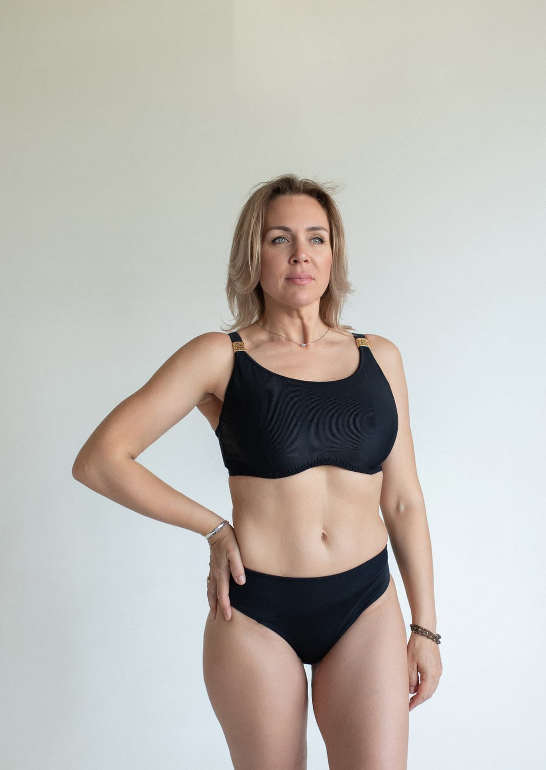 BALI bikini pants (CZARNY, M)