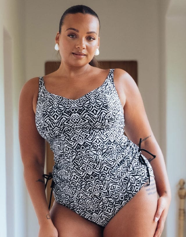 Wild Horizon Non-Wired Multiway Tankini Top